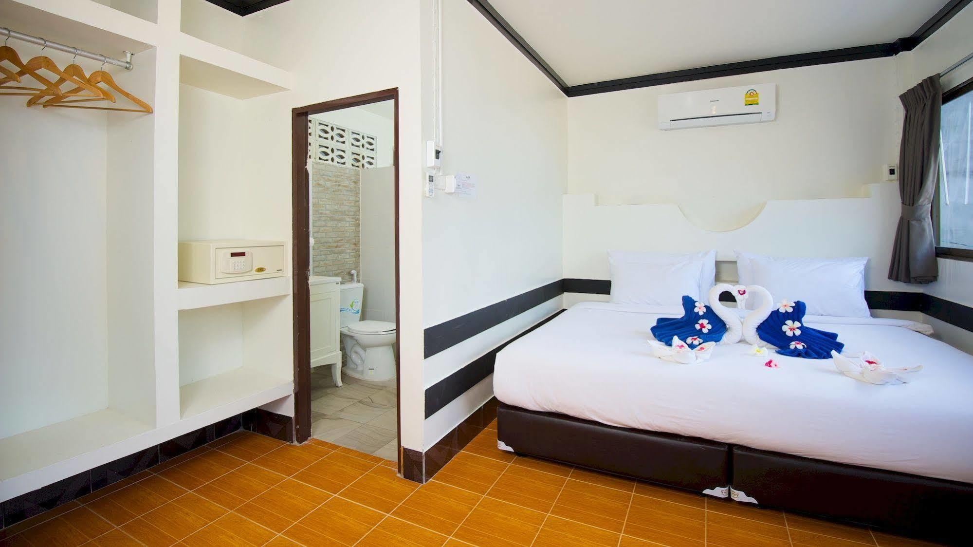 Simple Life Talay & Divers Resort Tau-sziget Kültér fotó